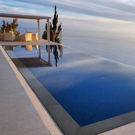 Okeanos Luxury Villas - Resort Athanion Exterior photo